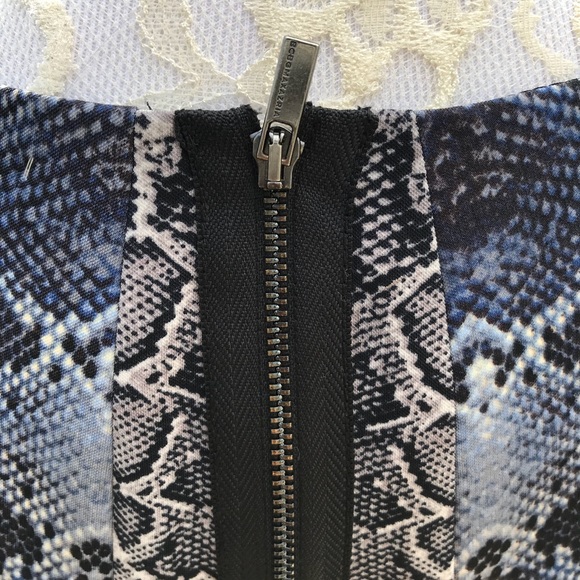 BCBG Chloe Blocked Kimono Dress Size XS - Picture 5 of 8